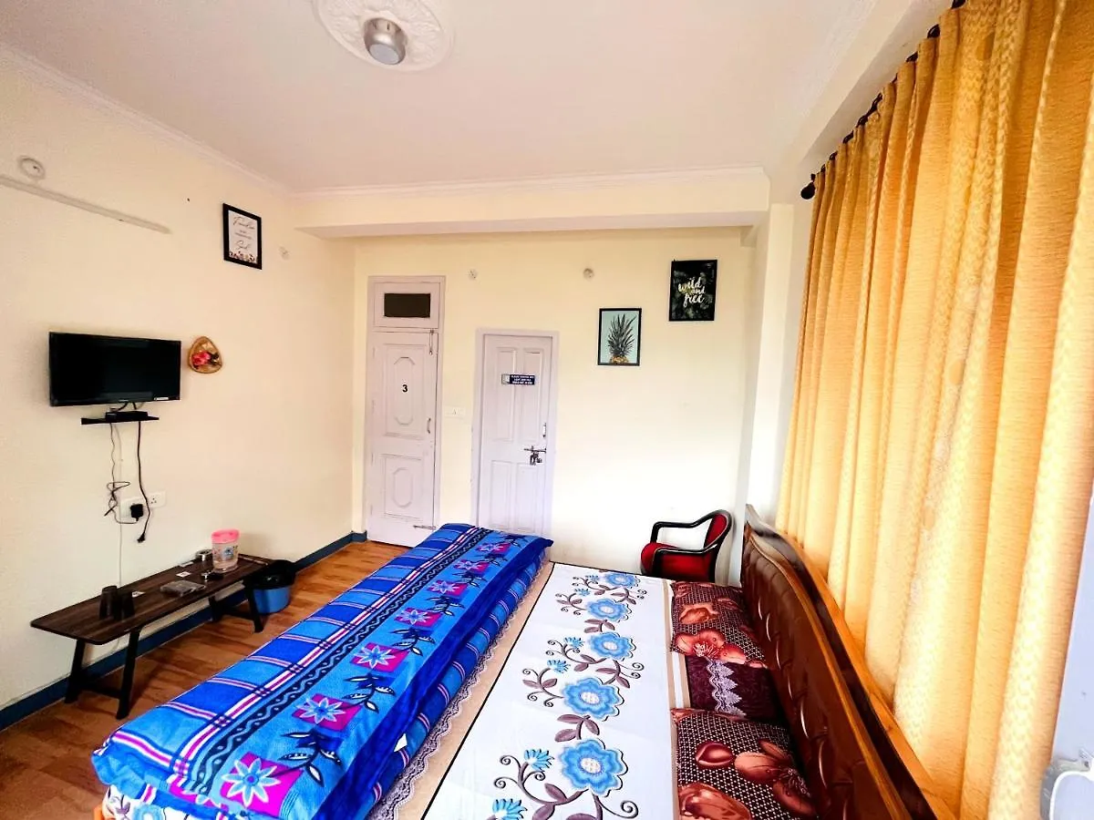Frosty Woods Homestay Shimla 0*,  India